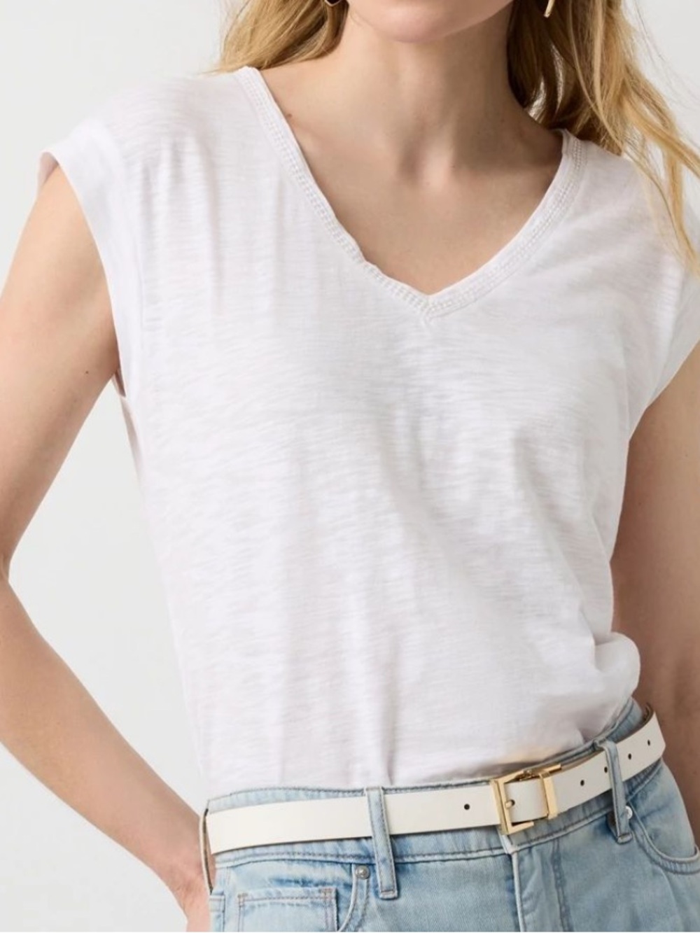 NWT • Trouvé • v-Neck •
